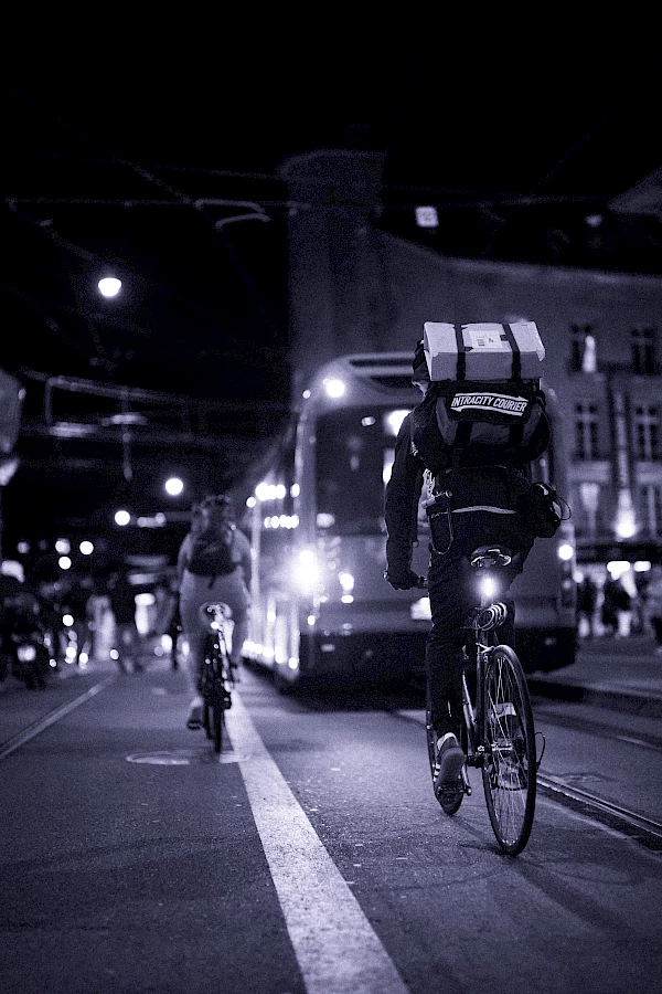 Intracity Courier Bild 2